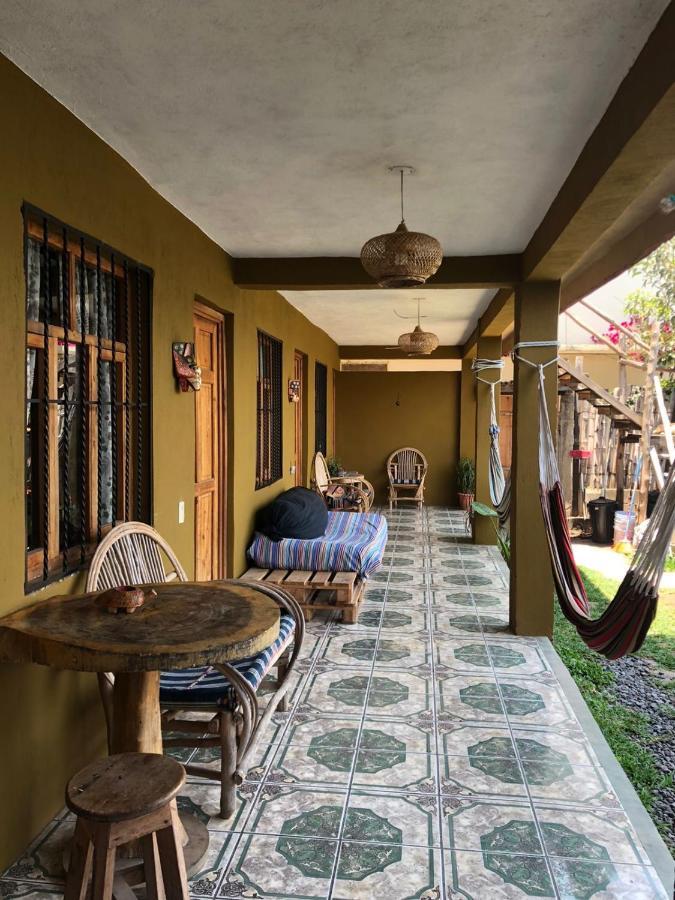 Kawoq Guesthouse Сан Педро Ла Лагуна Екстериор снимка